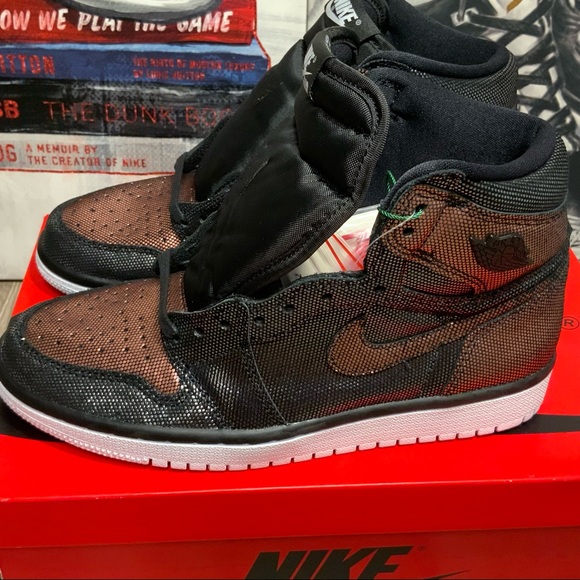 New Nike W Air Jordan 1 HI OG Fearless Metallic Rose Gold Size 7.5 & 8.5 Women - Picture 3 of 13